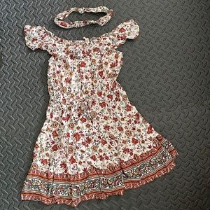 Small floral dress with headband